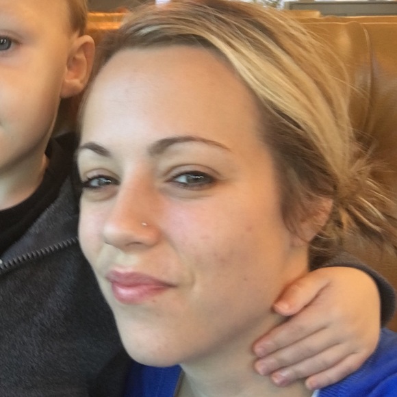 Meet your Posher, Kasey - Picture 1 of 1